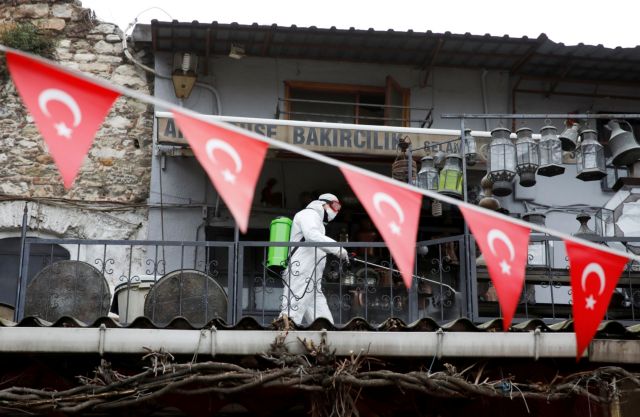 Κοροναϊός : 37 νέοι θάνατοι στην Τουρκία - Πάνω από 10.000 τα κρούσματα