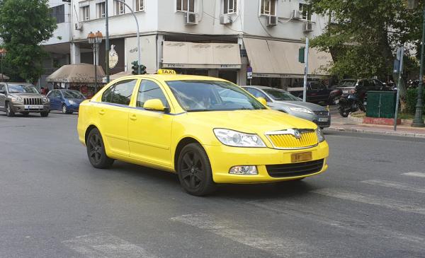 Ισχύει και για τα ταξί ο περιορισμός του ενός επιβάτη