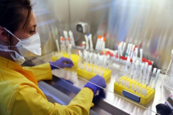 Καταγγελία ΠΟΕΔΗΝ : Διοικητής νοσοκομείου χρεώνει 70 ευρώ για εξέταση δειγμάτων κοροναϊού