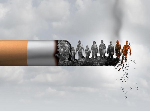 Κοροναϊός : Το τσιγάρο αποτελεί τον πιο εύκολο τρόπο μετάδοσής του