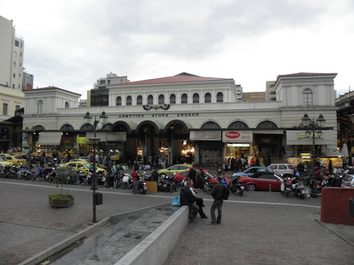 Καθαρά Δευτέρα : Ποια καταστήματα θα είναι ανοιχτά – Το ωράριό τους