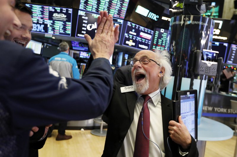 Απογειώθηκε η Wall Street από τις προσδοκίες για το πακέτο των 2 τρισ. δολαρίων