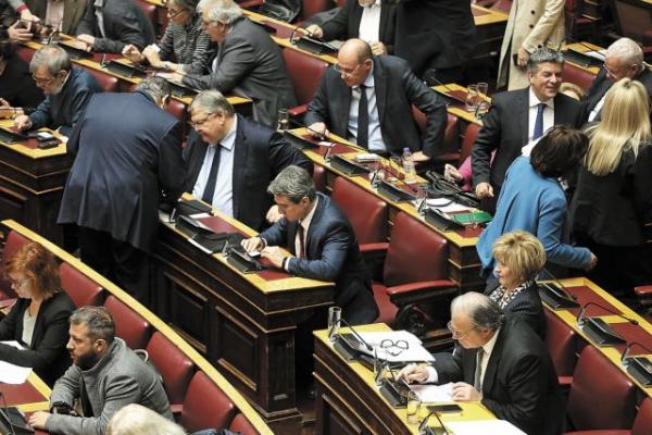 ΚΙΝΑΛ για κοροναϊό : Βαρέα και Ανθυγιεινά για τους υγειονομικούς – Μηνιαίο έκτακτο επίδομα στους ενστόλους