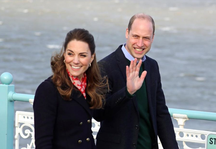 Συναγερμός στο παλάτι: Ύποπτα κρούσματα κοροναϊού στο σχολείο των παιδιών Ουίλιαμ – Κέιτ