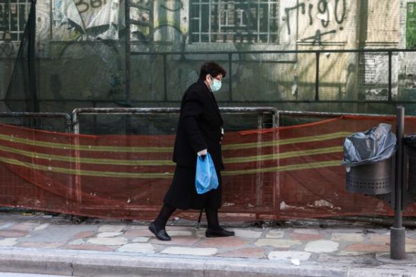 Κοροναϊός : Τι πιστεύουν οι Έλληνες για τον ιό – Από πού ενημερώνονται και πότε θα τελειώσει