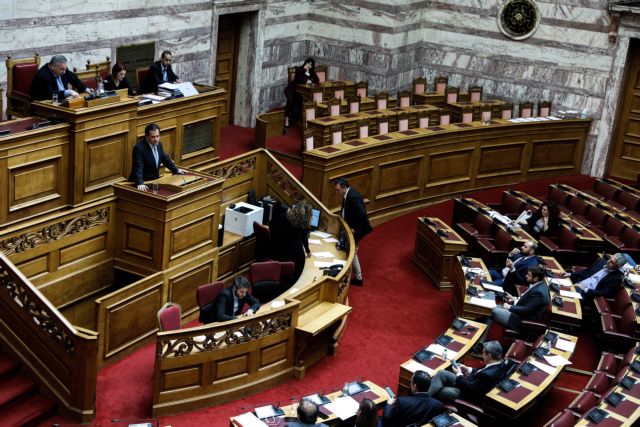 Κοροναϊός : Ομόφωνα ψήφισε η βουλή τη χορήγηση αδειών για παραγωγή αντισηπτικών