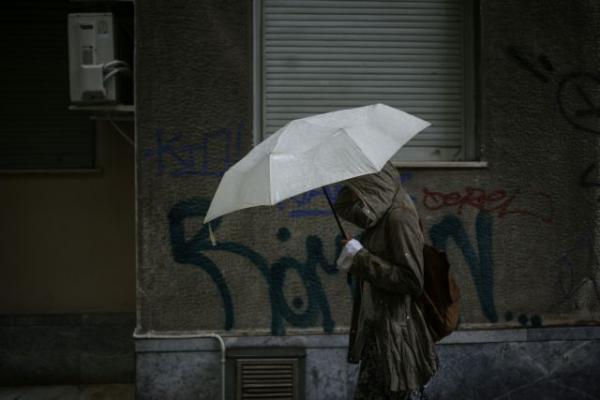 Καιρός : Ξανάρχεται ο χειμώνας – Ραγδαία πτώση της θερμοκρασίας τις επόμενες ώρες