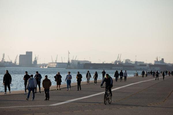 Απαγόρευση κυκλοφορίας : Το μήνυμα Μητσοτάκη, η στήριξη του ΚΙΝΑΛ, οι αστερίσκοι από ΣΥΡΙΖΑ και ΚΚΕ