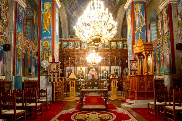 Έτσι θα λειτουργούν οι εκκλησίες – Όλο το παρασκήνιο της απόφασης για το «λουκέτο»