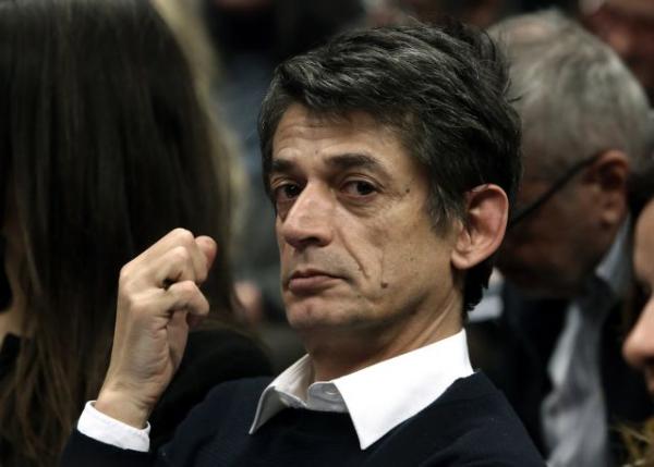 Σάλος με τα μικροπολιτικά παιχνίδια του Καρανίκα, ενώ ο κοροναϊός «θερίζει»