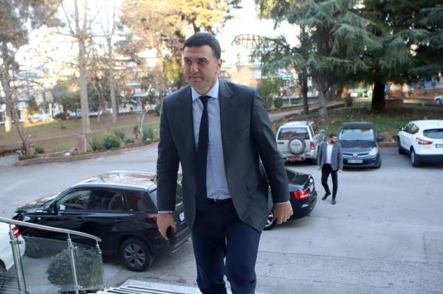 Κοροναϊός : Επίσκεψη Κικίλια στο νοσοκομείο «Σωτηρία»