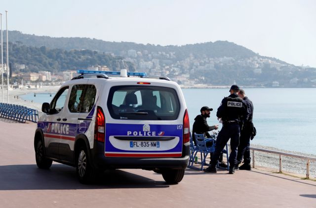 Κοροναϊός : Αστυνομικοί στη Γαλλία απειλούν να εγκαταλείψουν τα πόστα τους