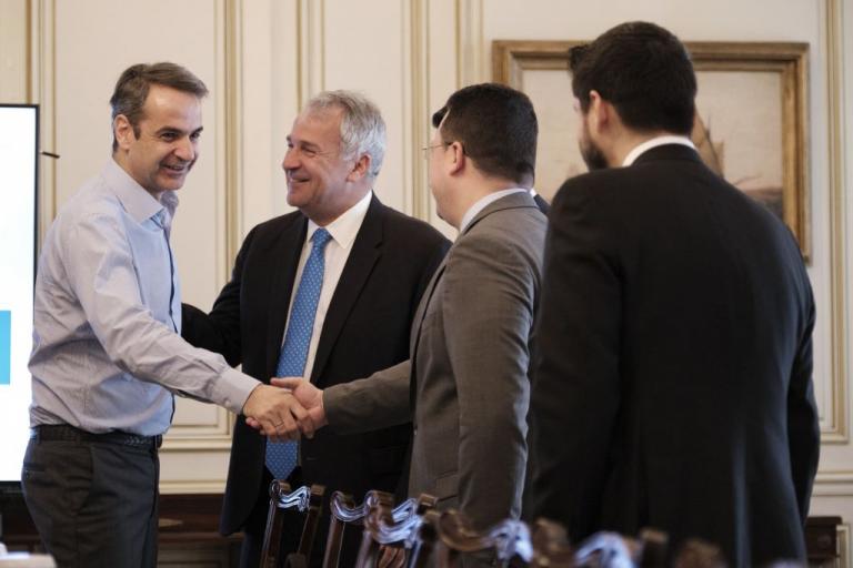 Συνάντηση Μητσοτάκη – Βορίδη : Φοροελαφρύνσεις αγροτών και στήριξη του αγροτικού εισοδήματος