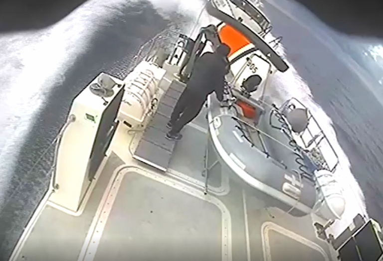 «Στο κόκκινο» η τουρκική προκλητικότητα: Επιχείρησαν να εμβολίσουν ελληνικό σκάφος