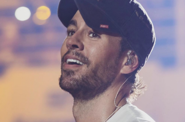 Ενρίκε Ιγκλέσιας : Σε βαρύ πένθος – Ο κοροναϊός χτύπησε την οικογένειά του