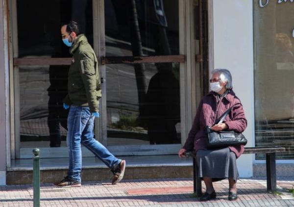 Τσιόδρας : Υπολογίζουμε ότι τα κρούσματα κοροναϊού στην Ελλάδα είναι 2.000 με 3.000