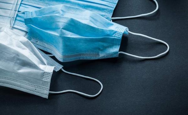 Κοροναϊός: Μπορούμε να χρησιμοποιήσουμε την ίδια μάσκα πολλές φορές;