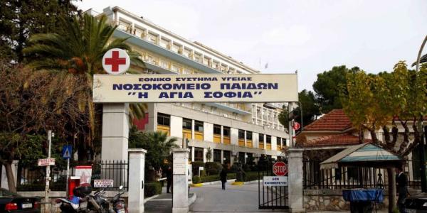 Κοροναϊός : Θετική στον ιό και η μητέρα του τριών μηνών βρέφους που νοσηλεύεται στο «Αγία Σοφία»
