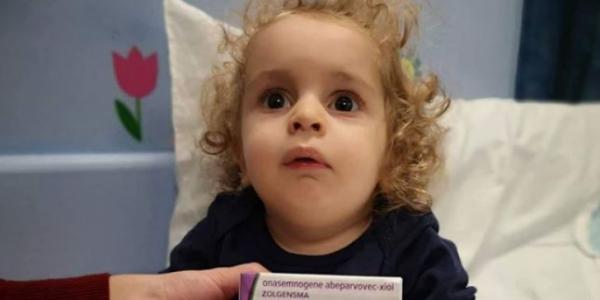 Συγκινεί το μήνυμα των γονιών του Παναγιώτη Ραφαήλ για τον κοροναϊό: «Προστατεύστε μας, μείνετε σπίτι»