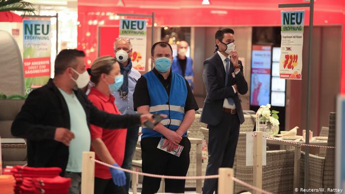 Κοροναϊός – Γερμανία : Παραμένουν σε ισχύ ως τις 10 Μαϊου τα βασικά περιοριστικά μέτρα