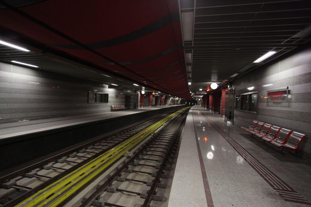 Κοροναϊός : Ελεγχόμενη είσοδος από Δευτέρα σε λεωφορεία και Μετρό