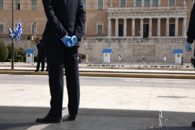 Η πανδημία δεν έχει χρώματα και κόμματα