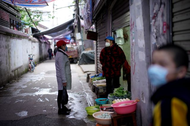 Κοροναϊός - Κίνα: Άνοιξε και πάλι η μεγαλύτερη υπαίθρια αγορά της Ουχάν