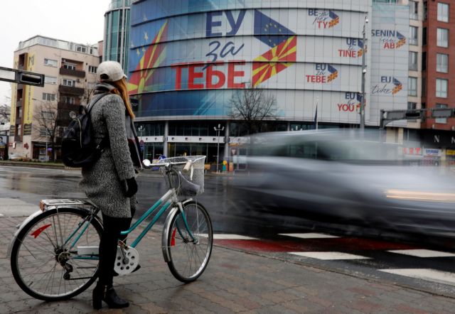 Βόρεια Μακεδονία: Σε υποχρεωτική καραντίνα ο πρωθυπουργός και δύο υπουργοί