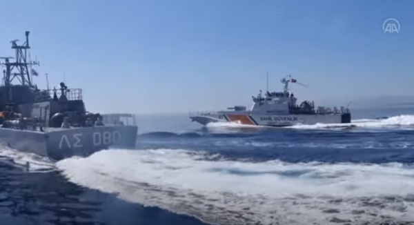 Έπιασε δουλειά η τουρκική μονταζιέρα – Κατηγορεί το Λιμενικό για παραβίαση χωρικών υδάτων