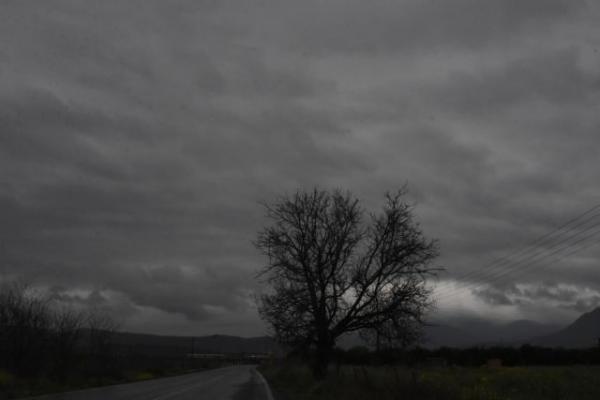 Επιδείνωση του καιρού τη Δευτέρα του Πάσχα με βροχές και καταιγίδες