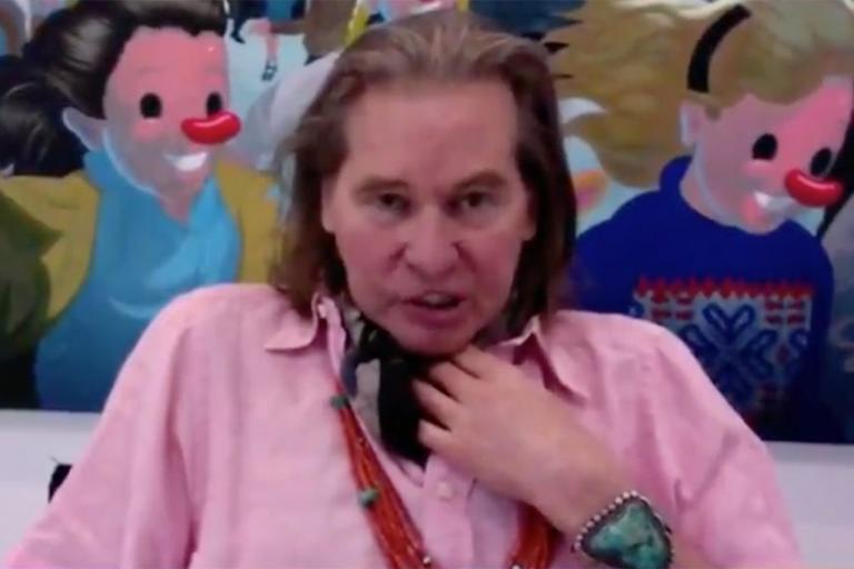 Σοκάρει η φωνή του Βαλ Κίλμερ μετά τον καρκίνο – «Νιώθω καλύτερα από ότι ακούγομαι» λέει ο ίδιος