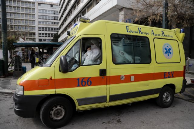 Κοροναϊός: Θρήνος και αναπάντητα ερωτήματα για τον χαμό του 35χρονου