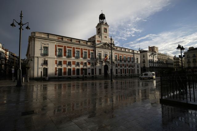 Κοροναϊός: Η Ισπανία παρατείνει το «lockdown» έως τις 9 Μαΐου