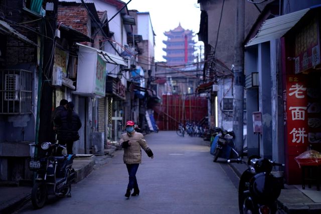 Κοροναϊός: Έγραψε ημερολόγιο για την Ουχάν και τώρα δέχεται απειλές