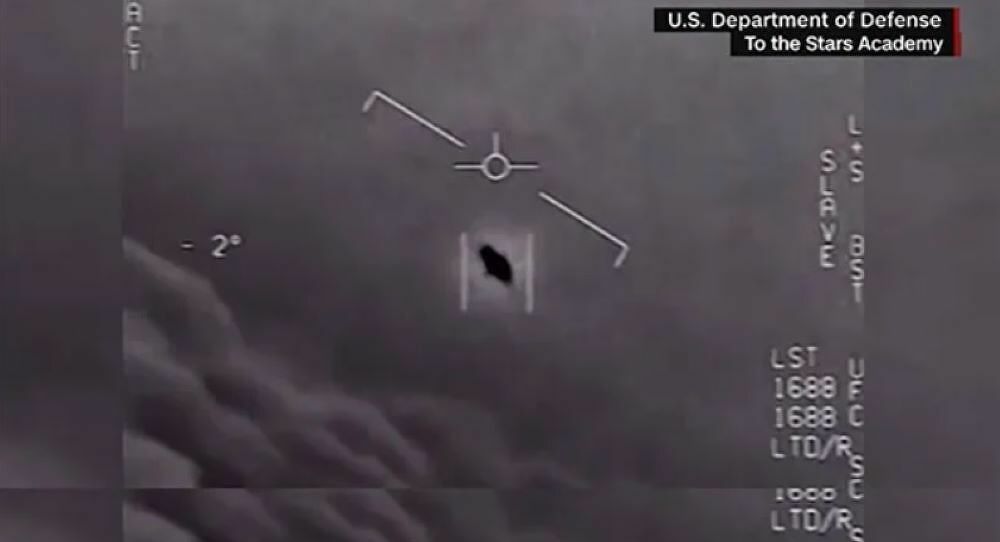 Το Πεντάγωνο δημοσίευσε βίντεο που κατέγραψαν «UFO»