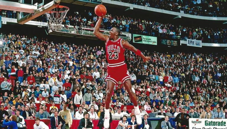 «Αν αγωνιζόταν σήμερα ο Τζόρνταν θα έβαζε 50-60 πόντους»