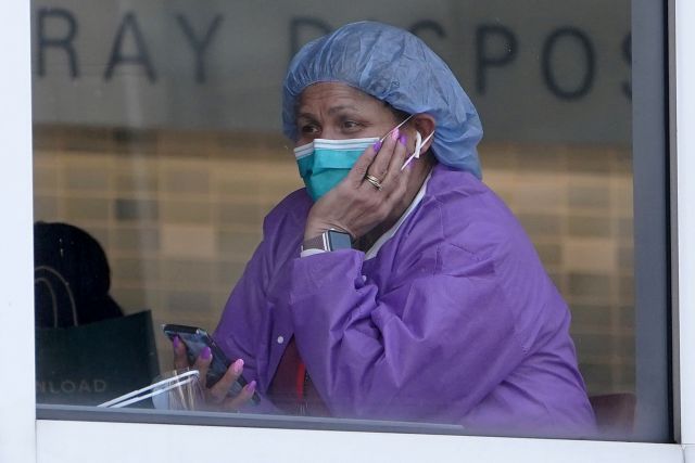 Κοροναϊός: Σοκαριστικά στοιχεία στις ΗΠΑ – Ένα στα πέντε κρούσματα κάτω των 44 ετών