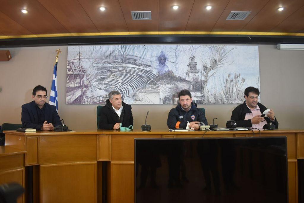 Κοροναϊός : Σε εξέλιξη η έκτακτη σύσκεψη στη Λάρισα υπό τους Χαρδαλιά και Τσιόδρα