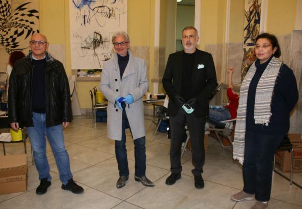 Πειραιάς: Με μεγάλη συμμετοχή η εθελοντική αιμοδοσία για το Τζάνειο