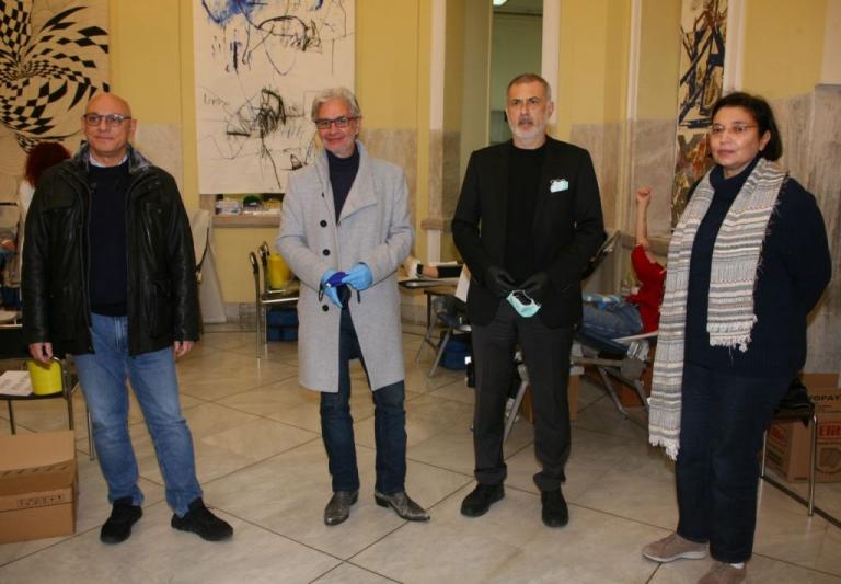 Πειραιάς: Με μεγάλη συμμετοχή η εθελοντική αιμοδοσία για το Τζάνειο