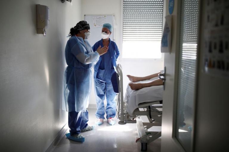 Κοροναϊός : Αντιμέτωποι με αιφνίδιο εγκεφαλικό επεισόδιο οι νεότεροι