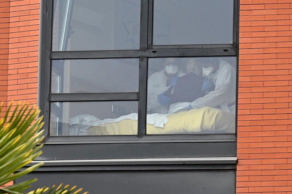 Κοροναϊός : Πεθαίνουν κατά εκατοντάδες στα γηροκομεία της Μαδρίτης