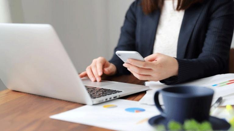 Κοροναϊός: Παράταση έως 31 Μαΐου για την τηλεργασία – Τι ισχύει με ωράριο, υπερωρίες