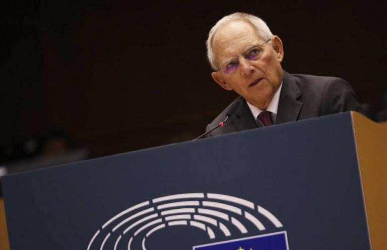 Σάλος από τις δηλώσεις Σόιμπλε για την αξία της προστασίας της ανθρώπινης ζωής