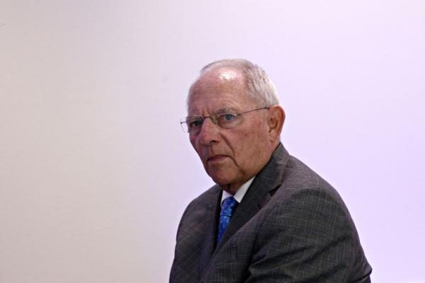 Σοίμπλε: Η Ευρώπη δεν θα γίνει ισχυρότερη, αλλά πιο αδύναμη με τα ομόλογα κορονοϊού