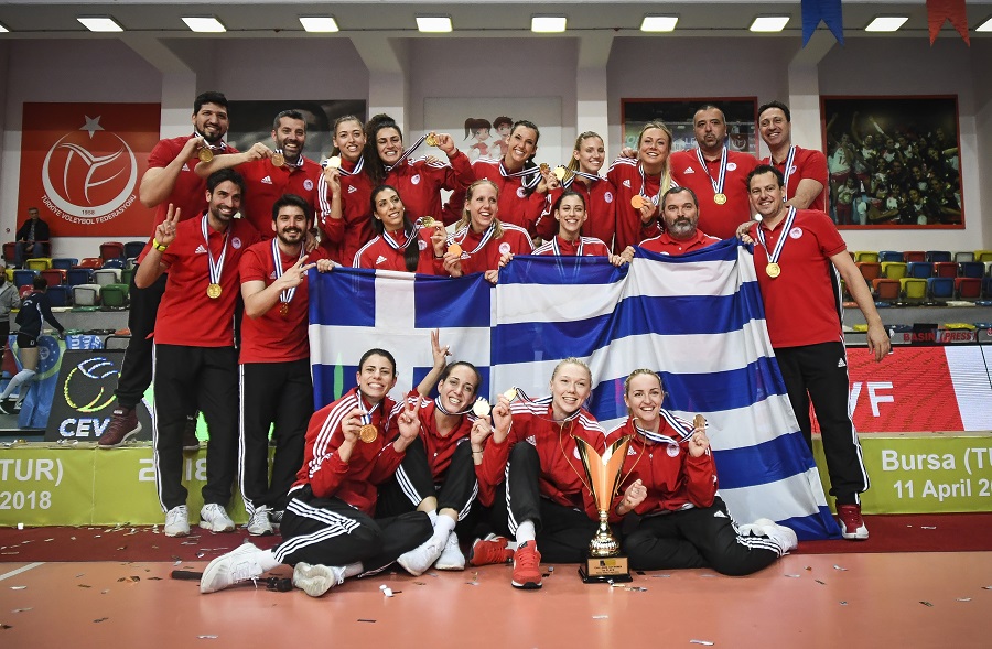 Σαν σήμερα: Το έπος της γυναικείας ομάδας του Ολυμπιακού στην Προύσα