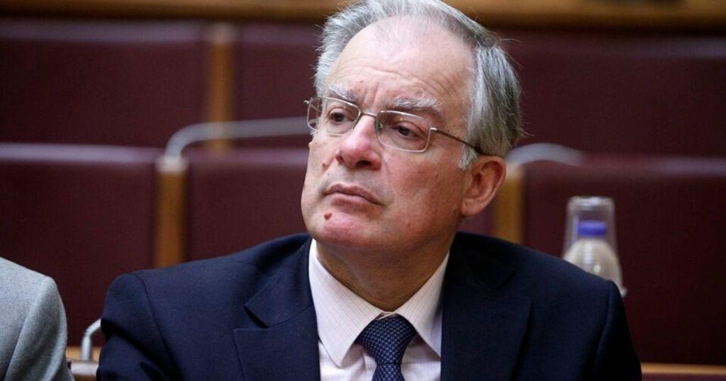 Μάσκες στη Βουλή