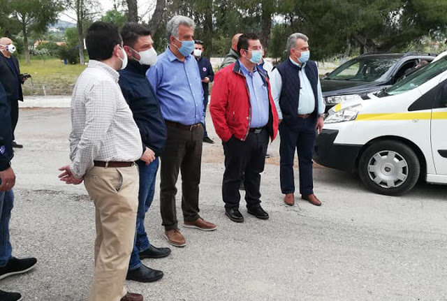 Κοροναϊός : Σε εξέλιξη η δειγματοληψία στην προσφυγική δομή στο Κρανίδι – Παρόντες Τσιόδρας, Χαρδαλιάς, Μηταράκης