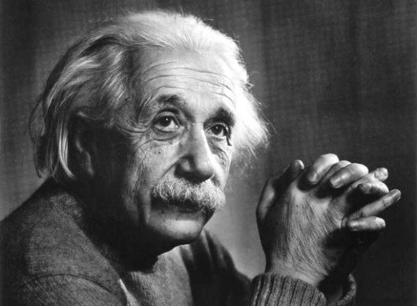 Άλμπερτ Αϊνστάιν : Η προσωπικότητα που άνοιξε νέους δρόμους στην επιστήμη