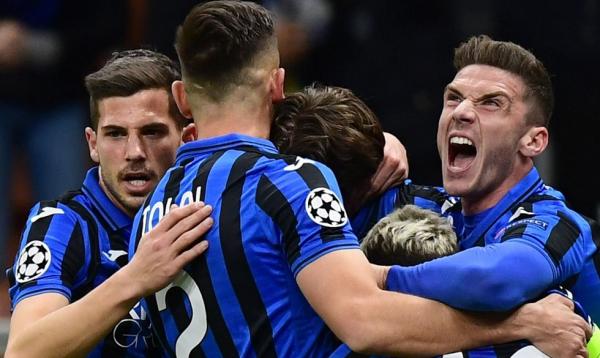 Κοροναϊός : Το πρωτάθλημα στην Αταλάντα – Το κίνημα που κάνει θραύση στην Ιταλία